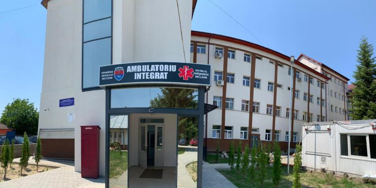 Lucrările Ambulatoriului integrat din cadrul Spitalului Orășenesc Beclean se apropie de final!